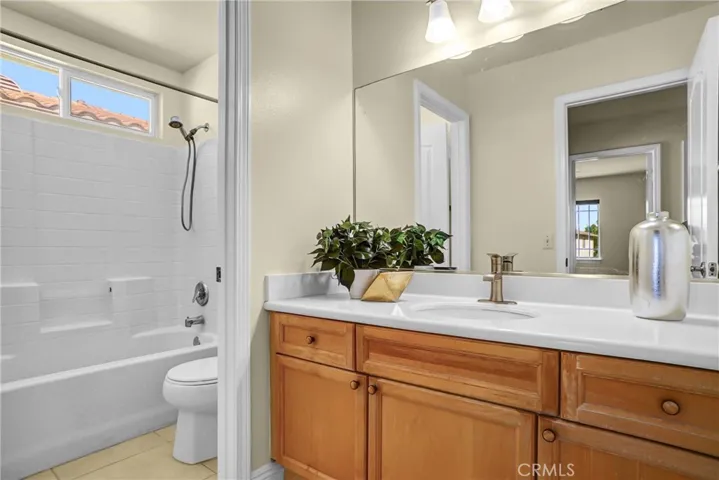 23253 Lea Court, Valencia, California 91354