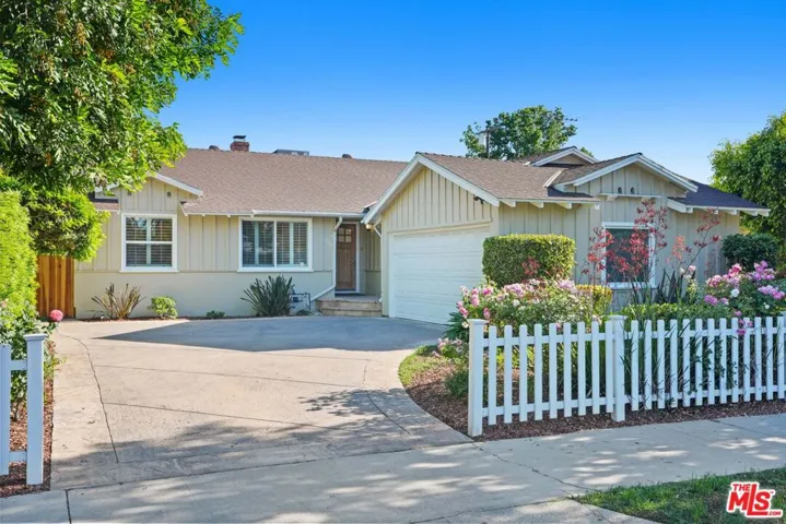 12540 Albers Street, Valley Village, California 91607
