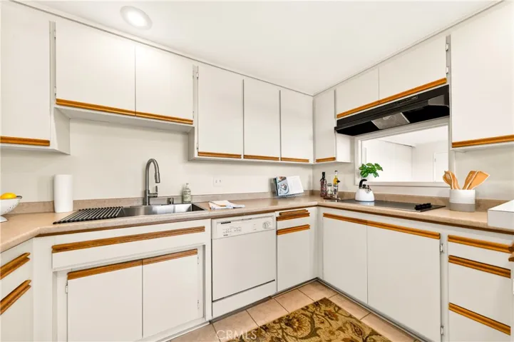 15312 S Normandie 207, Gardena, California 90247