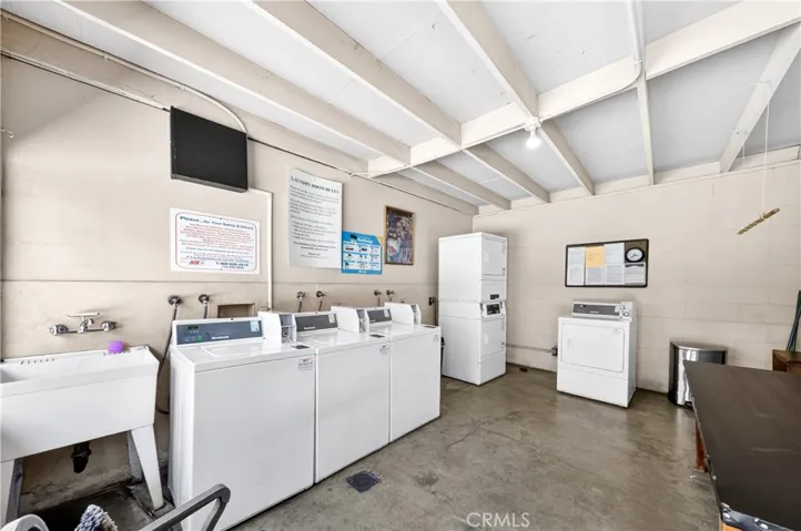 15312 S Normandie 207, Gardena, California 90247