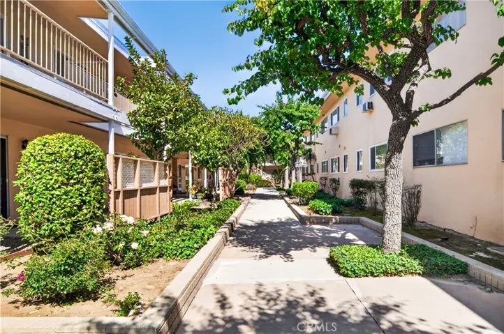15312 S Normandie 207, Gardena, California 90247