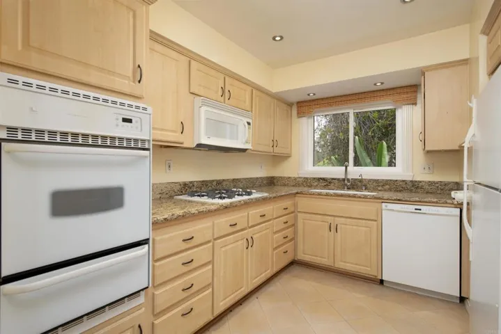 3621 Vista Campana S 16, Oceanside, California 92057