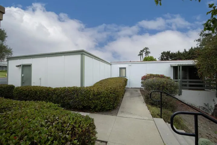 3621 Vista Campana S 16, Oceanside, California 92057