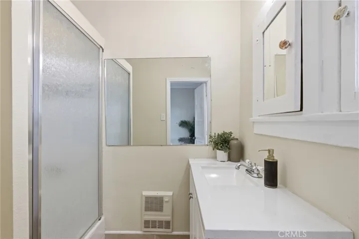 4780 Hub, Los Angeles, California 90042