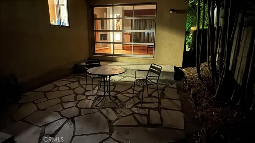 2117 Colby Avenue, West Los Angeles, California 90025