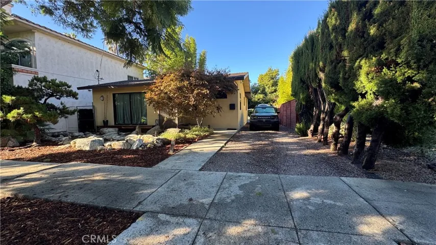 2117 Colby Avenue, West Los Angeles, California 90025