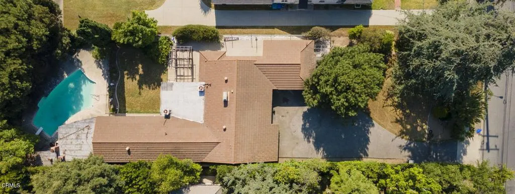 15-web-or-mls-36 E Longden Ave by Pierre