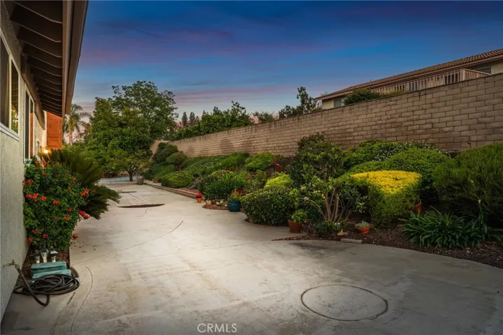 1517 Conestoga Court, Redlands, California 92373