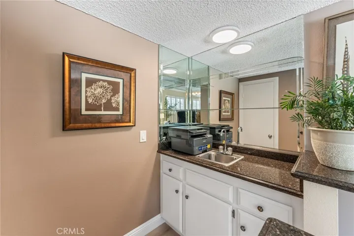 1517 Conestoga Court, Redlands, California 92373