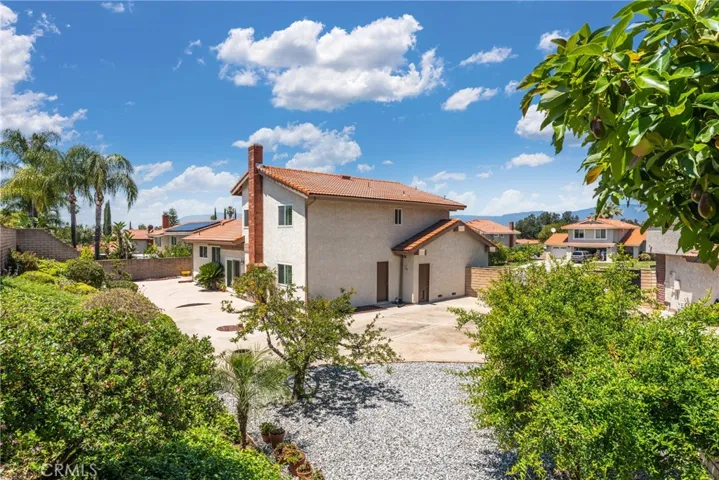 1517 Conestoga Court, Redlands, California 92373