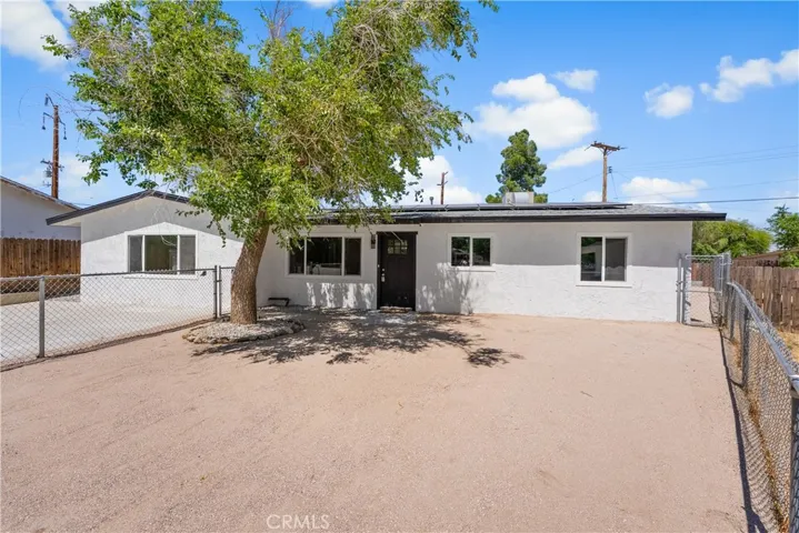 15992 Lawrence Drive, Mojave, California 93501