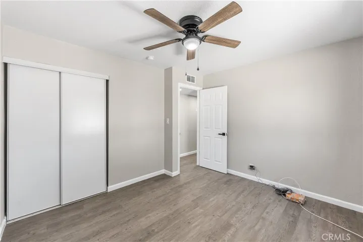 15992 Lawrence Drive, Mojave, California 93501