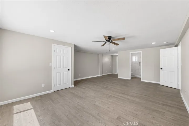 15992 Lawrence Drive, Mojave, California 93501