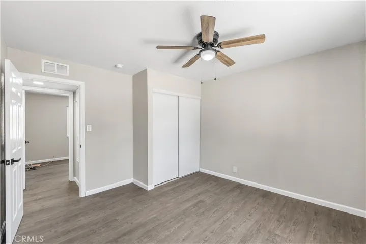 15992 Lawrence Drive, Mojave, California 93501