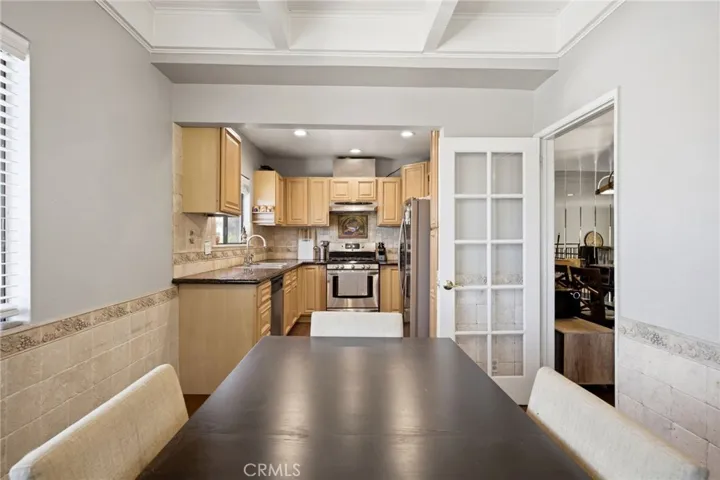 20224 Sherman 48, Winnetka, California 91306