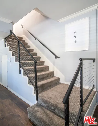 11306 Moorpark Street 20, Studio City, California 91602