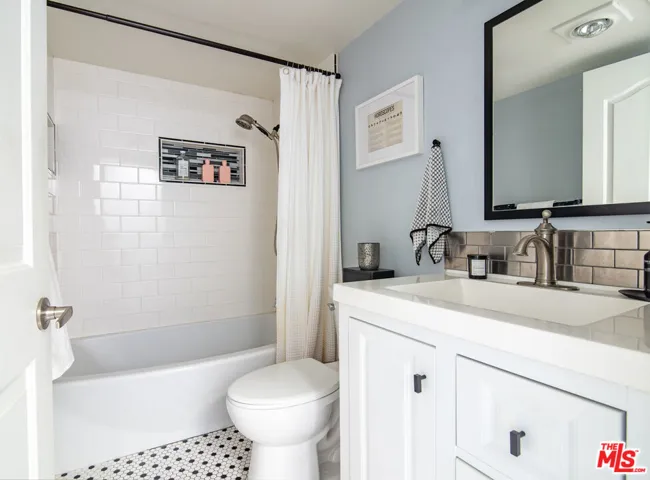 11306 Moorpark Street 20, Studio City, California 91602