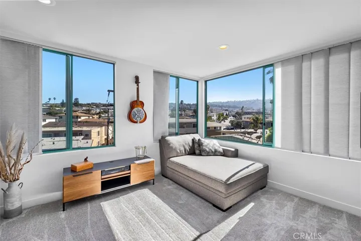 201 Calle Miramar 29, Redondo Beach, California 90277