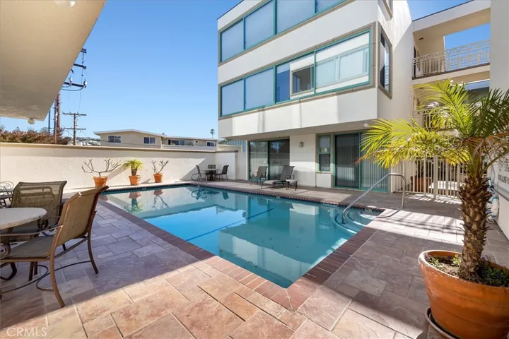 201 Calle Miramar 29, Redondo Beach, California 90277