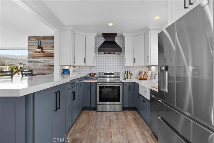 201 Calle Miramar 29, Redondo Beach, California 90277