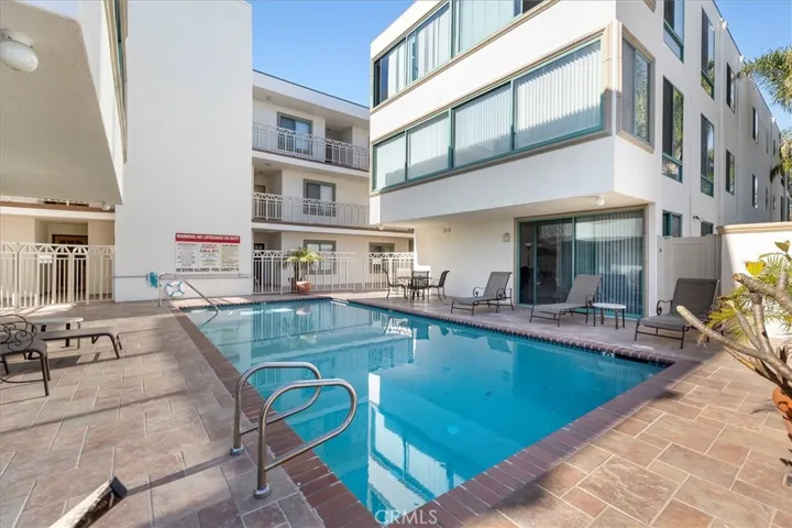 201 Calle Miramar 29, Redondo Beach, California 90277