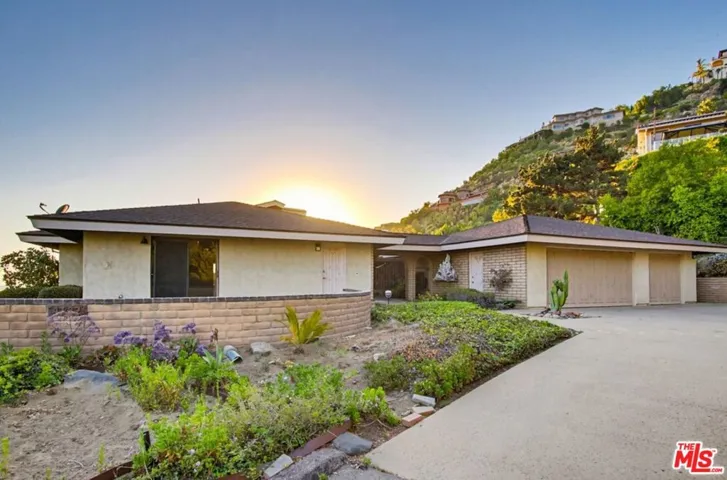 4732 Divine Way, La Mesa, California 91941