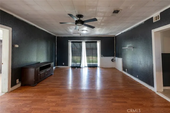 7251 Plainsburg Road, Le Grand, California 95333