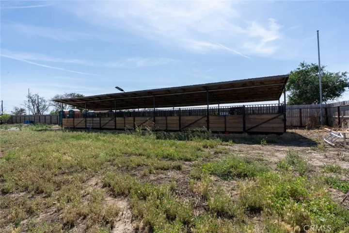 7251 Plainsburg Road, Le Grand, California 95333