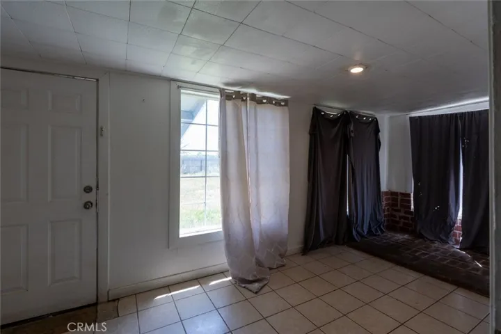7251 Plainsburg Road, Le Grand, California 95333