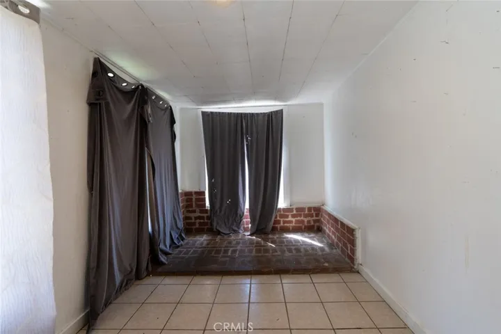 7251 Plainsburg Road, Le Grand, California 95333
