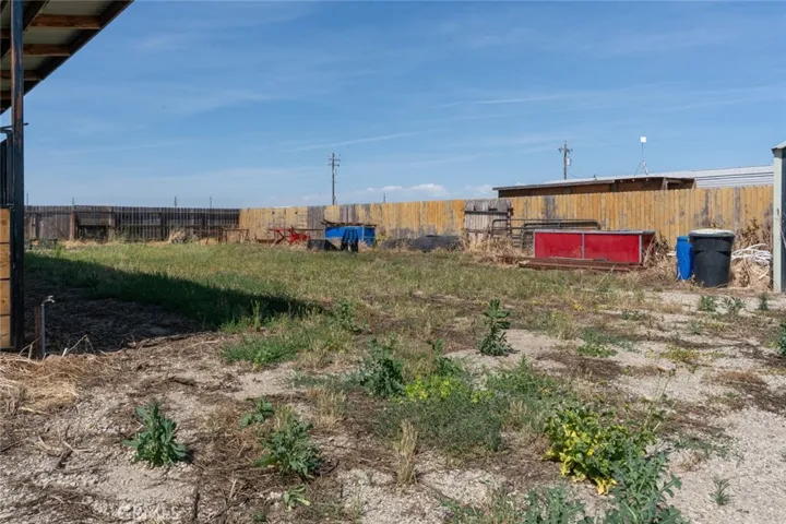7251 Plainsburg Road, Le Grand, California 95333