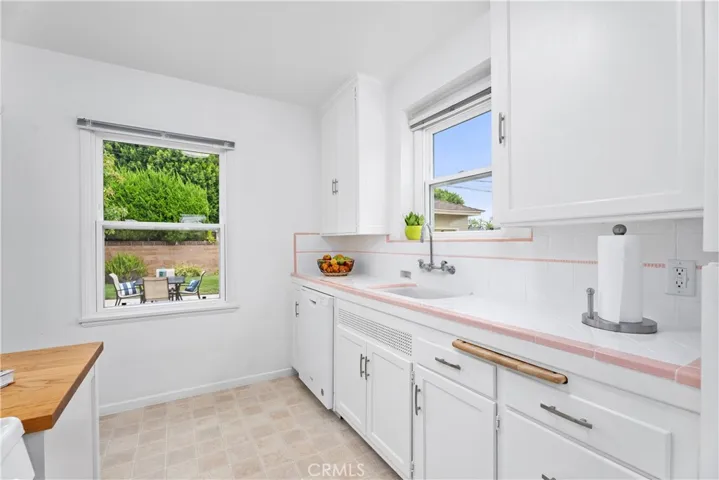3442 Fidler, Long Beach, California 90808