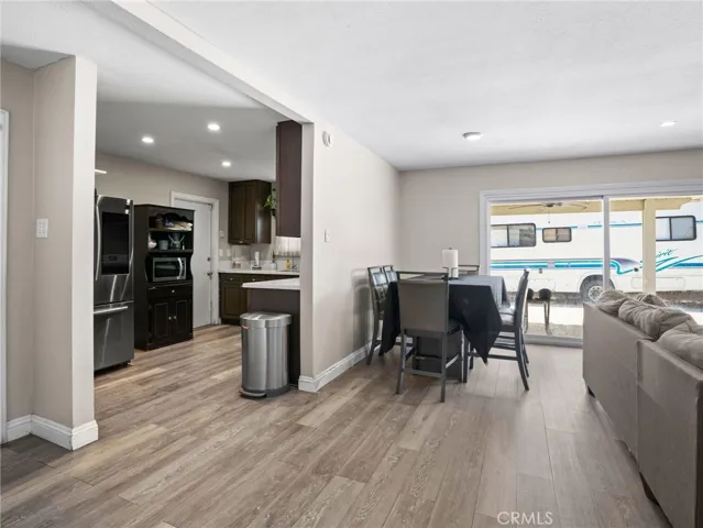 952 E La Verne, Pomona, California 91767