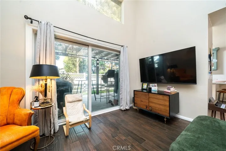 3707 Calle Curacso, Riverside, California 92503