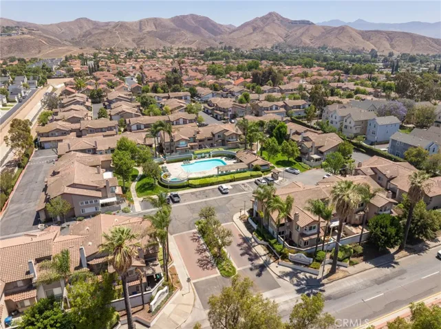 3707 Calle Curacso, Riverside, California 92503