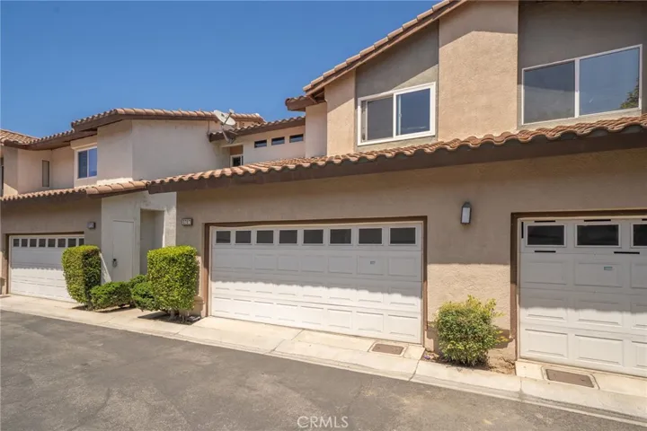 3707 Calle Curacso, Riverside, California 92503