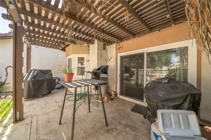 3707 Calle Curacso, Riverside, California 92503
