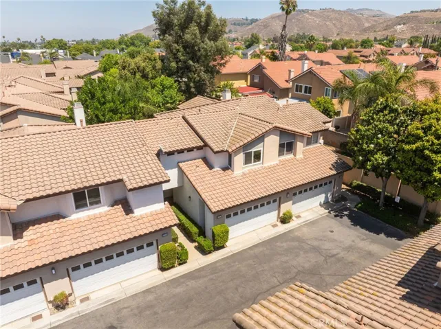 3707 Calle Curacso, Riverside, California 92503