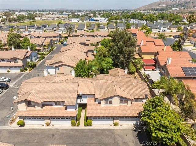 3707 Calle Curacso, Riverside, California 92503