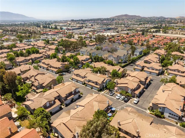 3707 Calle Curacso, Riverside, California 92503
