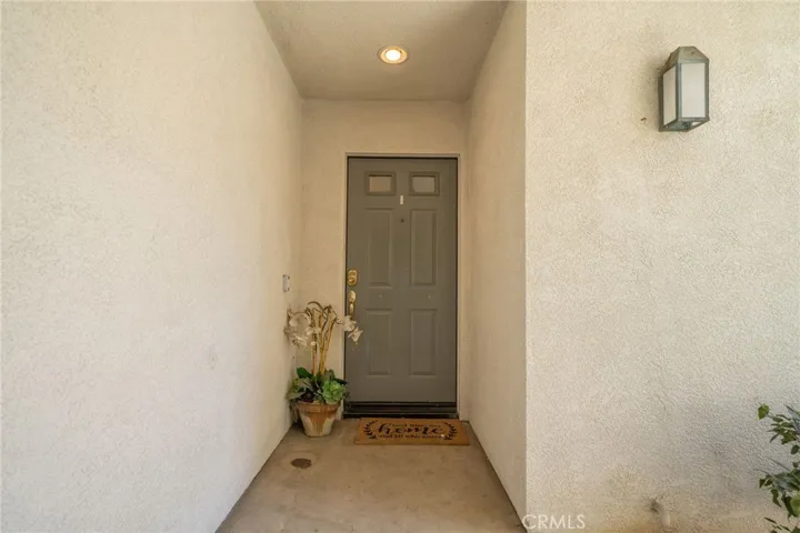 3707 Calle Curacso, Riverside, California 92503