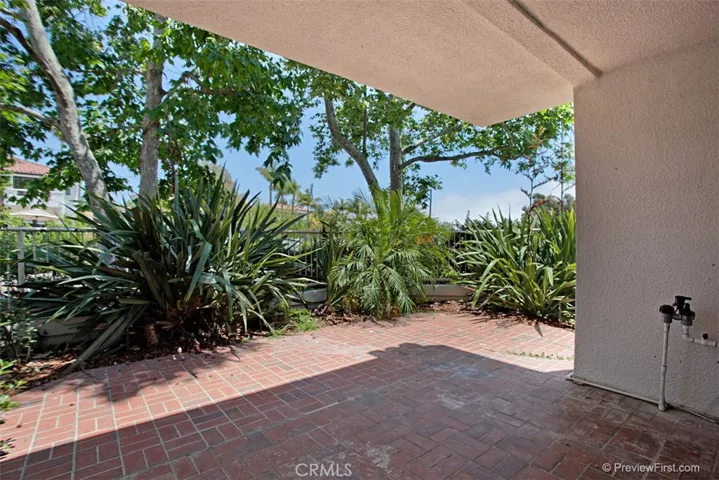 18 Logo, Dana Point, California 92629