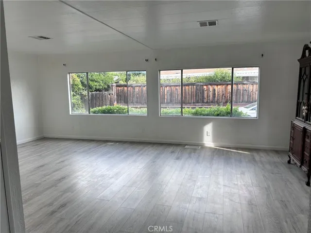 15 Chelsea Circle, Cloverdale, California 95425