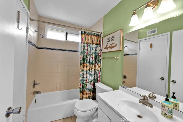 Full Bath Tub and Shower