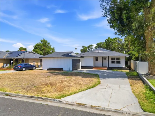 4791 Granada, Riverside, California 92504