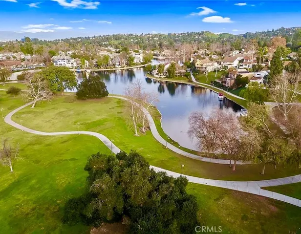 23637 Park Capri 34, Calabasas, California 91302