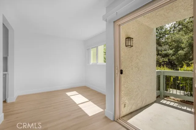 23637 Park Capri 34, Calabasas, California 91302