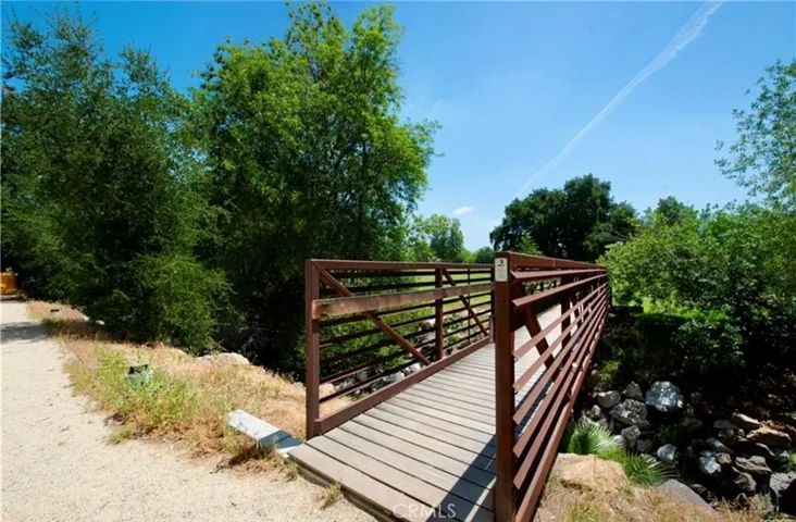 23637 Park Capri 34, Calabasas, California 91302