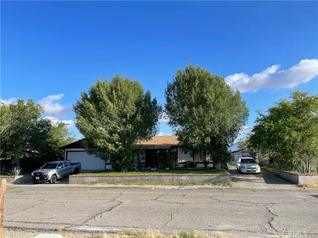 17244 Newmont Ave, Lancaster, California 93535