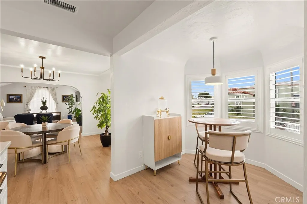 Breakfast Nook